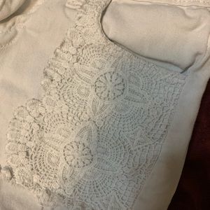 white lace short